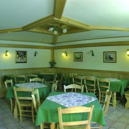 Agriturismo Prati Oitzinger Valbruna Eksteriør billede